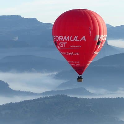 Private Pre-pyrenees VIP Hot-air Balloon tour (pick-up Barcelona) 2