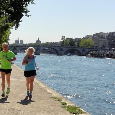 Sports, fun and educational discovery of Paris 2