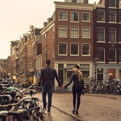 Private Photo Session with a Local Photographer in Amsterdam