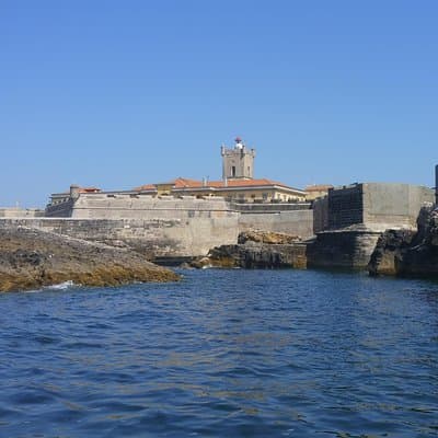 Lisbon Coast Tour by Boat 2