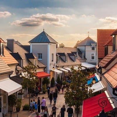 La Vallée Village-Parisian Chic Outlet Shopping Spot-Private Trip 5