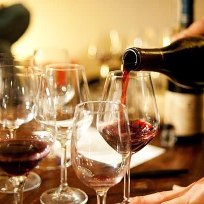 Paris Wine and Cheese Pairing Private Masterclass in a Bistrot 4