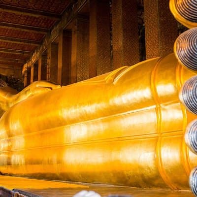 Bangkok's Landmarks Tour : GrandPalace WatTraimit WatPho WatArun 4