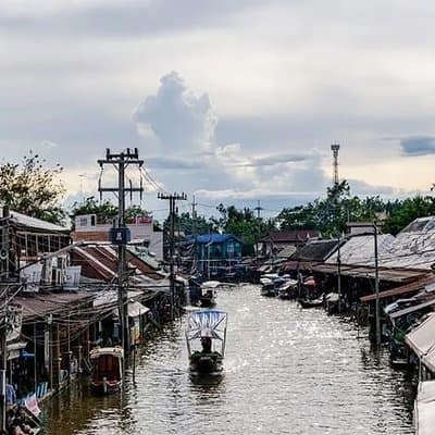 Damnoen Floating Market & Optional Erawan Water Waterfall Tour 4