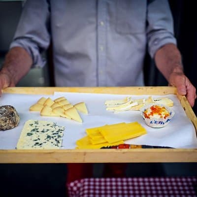 Paris Private Food Tour: Taste 8+ French Classics in Le Marais