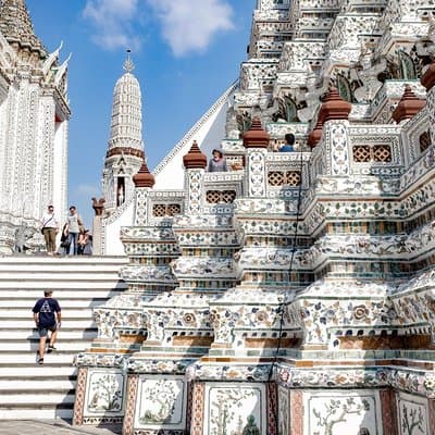 Explore Bangkok: Guided City and Temple Tour 2