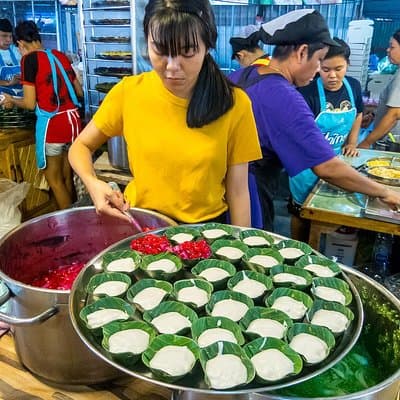 Bangkok Floating Markets and Boat Tour 5