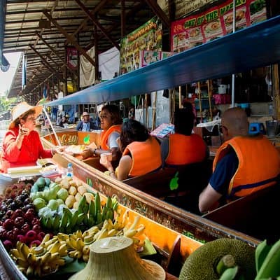 Private Tour from Bangkok: Railway and Floating Markets Tour 3