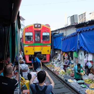 Private Tour from Bangkok: Railway and Floating Markets Tour 4
