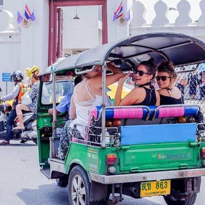 Bangkok Tuk Tuk Walk & Temple Tour With Wat Pho, Arun & Traimit 5