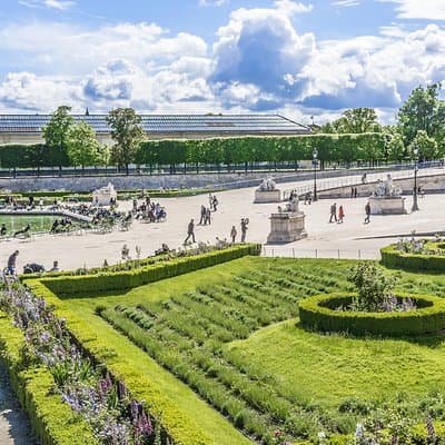 Paris Private Day Tour & Seine Cruise for Kids and Families 5
