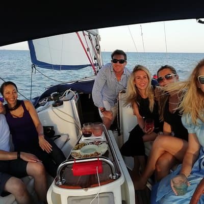 Luxury Private Sunset Cruise in Barcelona – Open Bar Included 2