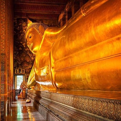 Bangkok Best Two Temples Emerald & Reclining Buddha + GrandPalace 4