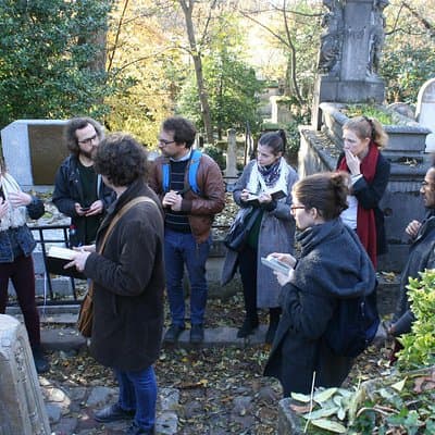 Pere Lachaise Cemetery Private Walking Tour 4