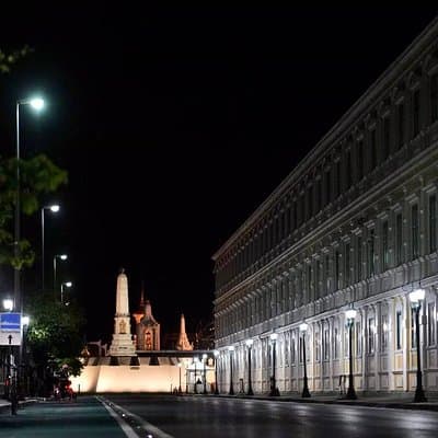 NR-02 KohRattanakosin old town cycling with Loha Prasat,The Giant Swing and more