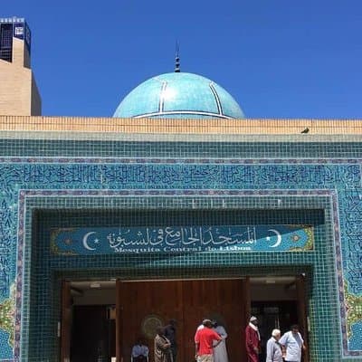 Halal Lisbon Private Tour With Muslim-friendly Lunch 2