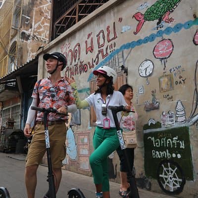 Explore Bangkok by E-Scooter & Try Street Food 3