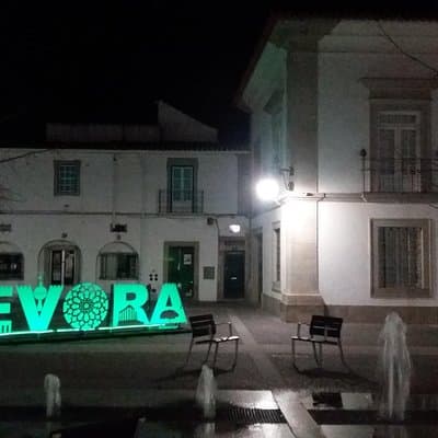 Walled City of Évora’s Highlights & Traditions Tour