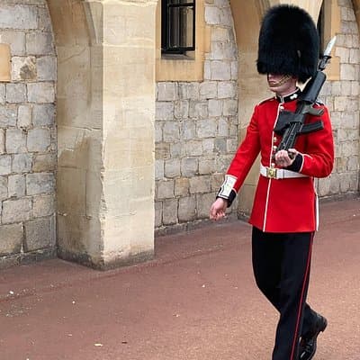 Full Day Excursion Royal London & Windsor in an Iconic London Black Cab 5