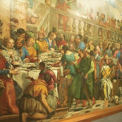 Louvre museum with small group 3