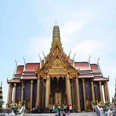 Top Highlight Bangkok Sights. Walking tour with Fun Local Guide! 2