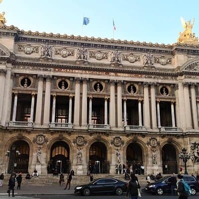 Paris city tour with private guide 4