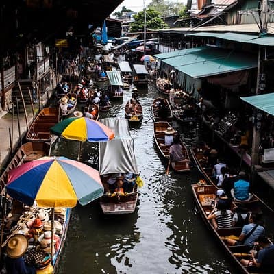 Free discovery of Bangkok with your private English-speaking guide 5