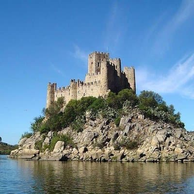Tour/transfer Lisbon Porto or Porto Lisbon with 3 stops 2