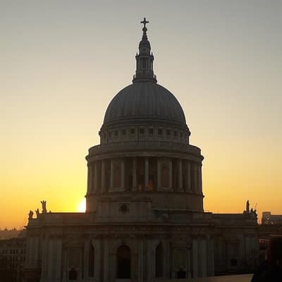 City of London: Tales and Legends of the Historic Center 2