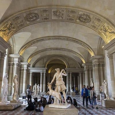 Greek Mythology at the Louvre. Private tour. 2