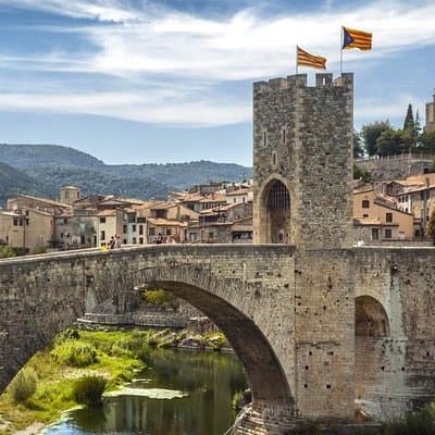 Private Transfer from Barcelona (BCN) airport to Girona City 3