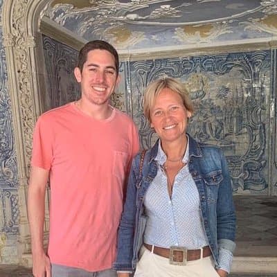 Sintra & Cascais experience tailored private tour (half day) 3