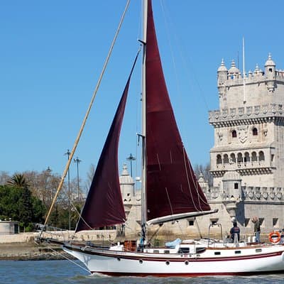 Tagus River - Private Tour on Vintage Sailboat 2