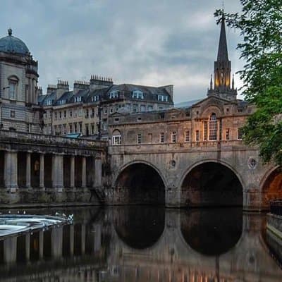 Private Day Tour to Bath, Avebury & The Cotswolds 5