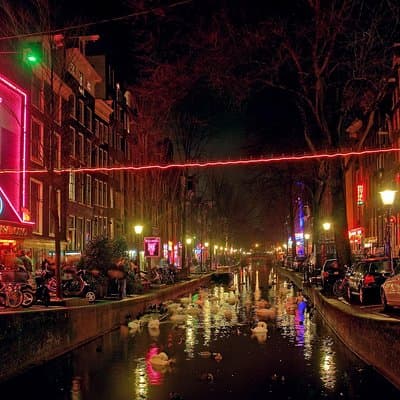 Red Light District tour with canal cruise