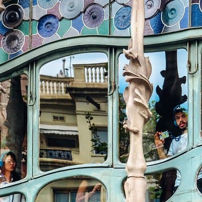 Explore the Instaworthy Spots of Barcelona with a Local 5