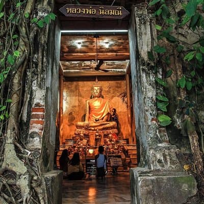 Maeklong Railway & Floating Market Tour (Private & All-Inclusive) 3