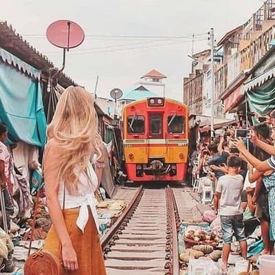 Maeklong Railway & Floating Market Tour (Private & All-Inclusive) 2