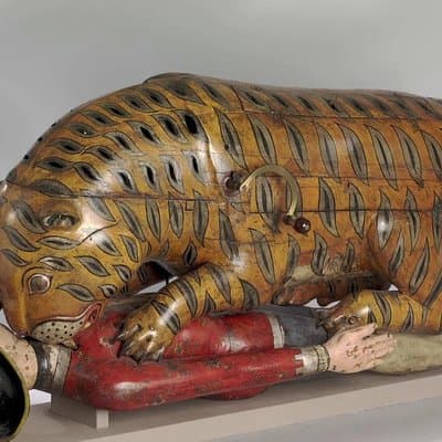 Private Guided Tour of The Victoria and Albert Museum - 3 Hour 3