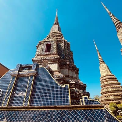 Explore Bangkok: Guided City and Temple Tour