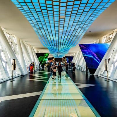 Dubai Frame entry tickets with pick up & Drop off 5