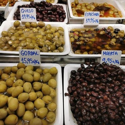 Sant Antoni Market tour with Catalan traditional breakfast 3