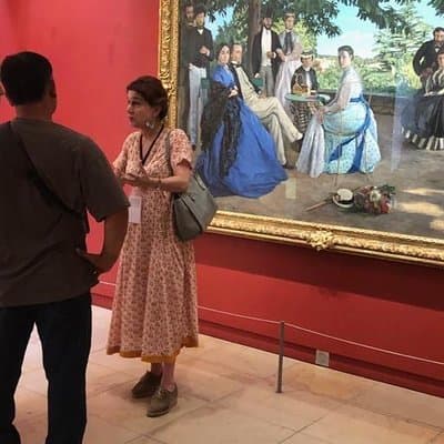 1:30 hours tour of Louvre museum 4