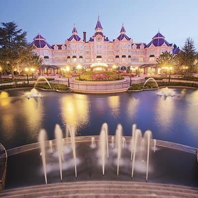 Private Transfer FROM Paris To Disney
