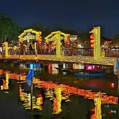 Colourful Evening Hoi An, Walking Tour, Boat Ride with Lanterns, Night Market