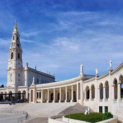 Fátima & the West coast of Portugal - Private Van Tour