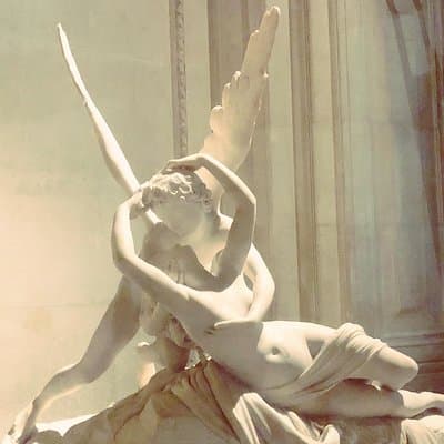 Secrets & Scandals of the Louvre - Limited to 6 Guests 5