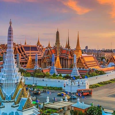 Grand Palace Tour & Emerald Buddha Temple Tour Bangkok 3