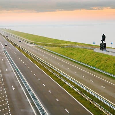 Hidden Gems Tour: visit 5 unforgettable places from Amsterdam 4