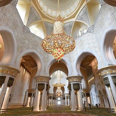 Abu Dhabi City Tour with Desert Safari Adventure 2